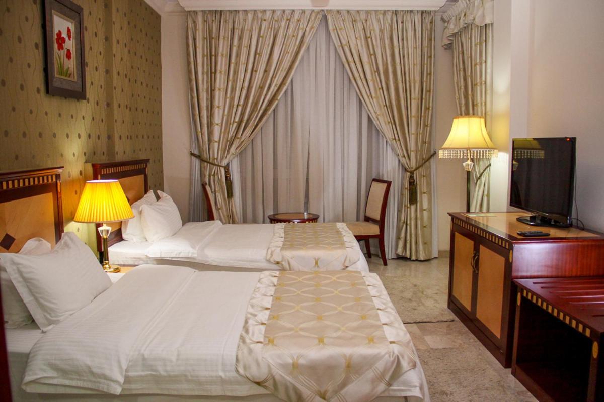 Pioneer Hotel Apartments Muscat Exterior photo