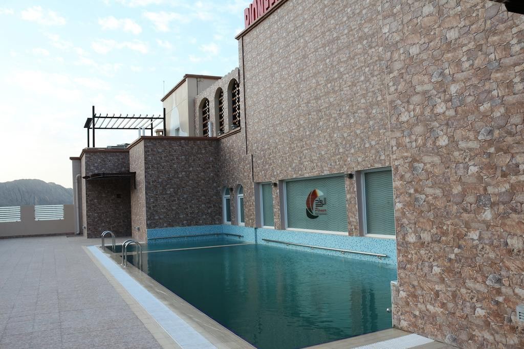Pioneer Hotel Apartments Muscat Exterior photo
